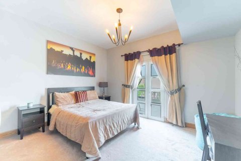 Villa in Dubai 3 bedrooms, 461 sq.m. № 120596 - photo 12
