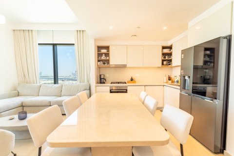 Apartment in Zabeel, Dubai 2 bedrooms, 112 sq.m. № 120599 - photo 4