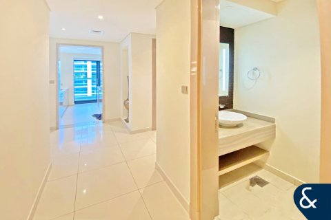 Снять в аренду квартиру в DAMAC Towers by Paramount, Бизнес-Бэй, Дубай: 2 спальни, 141м², № 88768 - фото 7