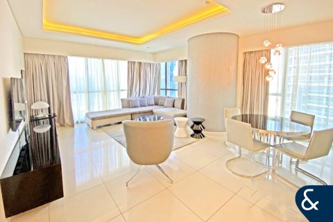 Снять в аренду квартиру в DAMAC Towers by Paramount, Бизнес-Бэй, Дубай: 2 спальни, 141м², № 88768 - фото 1