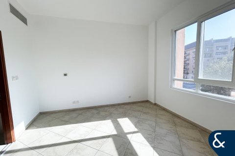 Apartment in Motor City, Dubai 2 bedrooms, 139 sq.m. № 88770 - photo 10