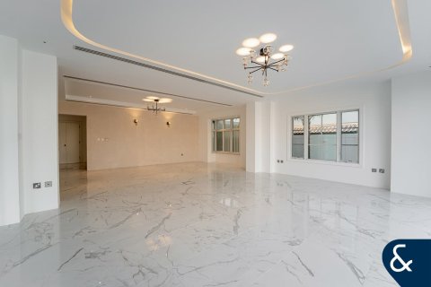 Villa en Jumeirah Golf Estates, Dubai, 5 dormitorios, 795 m², № 88777 - foto 8