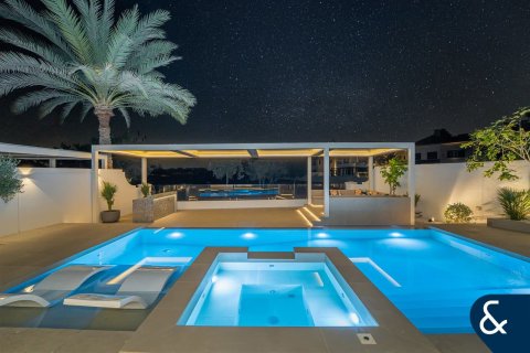 Villa en Jumeirah Golf Estates, Dubai, 5 dormitorios, 795 m², № 88777 - foto 13