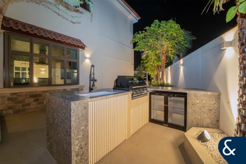 Villa en Jumeirah Golf Estates, Dubai, 5 dormitorios, 795 m², № 88777 - foto 14