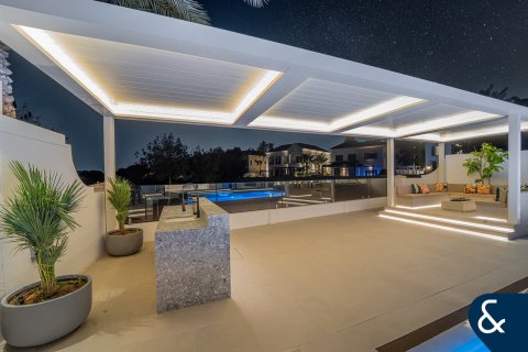Villa en Jumeirah Golf Estates, Dubai, 5 dormitorios, 795 m², № 88777 - foto 5