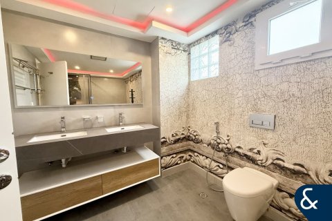 Townhouse in Meadows, Dubai 5 bedrooms, 343 sq.m. № 88781 - photo 30