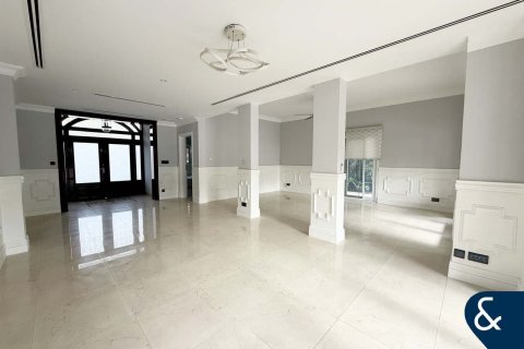 Townhouse in Meadows, Dubai 5 bedrooms, 343 sq.m. № 88781 - photo 9