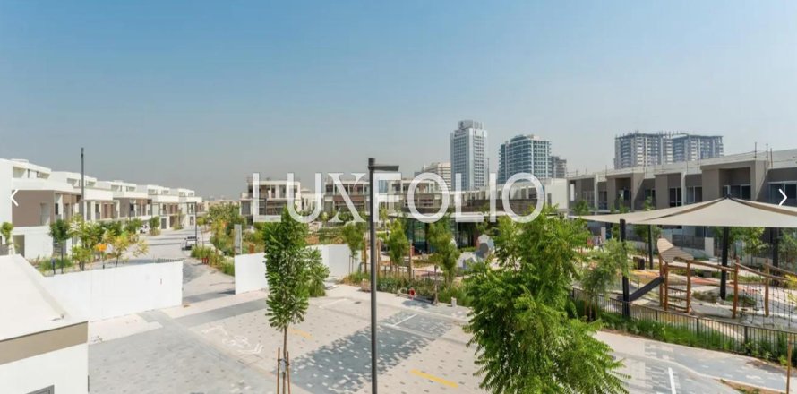 Villa in Aura, Tilal Al Ghaf, Dubai 4 bedrooms, 317 sq.m. № 45839