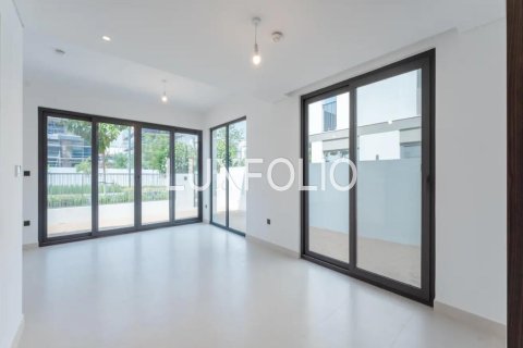Villa in Aura, Tilal Al Ghaf, Dubai 4 bedrooms, 317 sq.m. № 45839 - photo 4