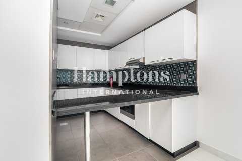 Apartamento en Cayan Tower, Dubai Marina, Dubai, 1 dormitorio, 81.38302800 m², № 103330 - foto 11