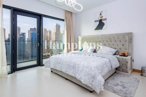 Квартира в The Address Dubai Marina, Дубай Марина, Дубай, 3 спальни, 153.197м², № 103328