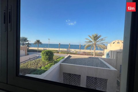 Adosado en Palm Jumeirah, Dubai, 3 dormitorios, 416.7 m², № 11520 - foto 30