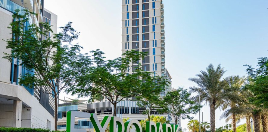 Apartamento en Dubai, 2 dormitorios, 127.6 m², № 11518