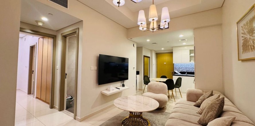 Квартира в Бизнес-Бэе, Дубай, 2 спальни, 74.2м², № 72127