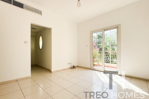 Adosado en The Springs, Dubai, 3 dormitorios, 254 m², № 16304 - foto 9