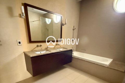Apartamento en Tiara Residences, Palm Jumeirah, Dubai, 2 dormitorios, 155.8 m², № 121025 - foto 10