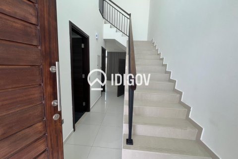 Adosado en Dubai, 3 dormitorios, 222.41 m², № 121093 - foto 3