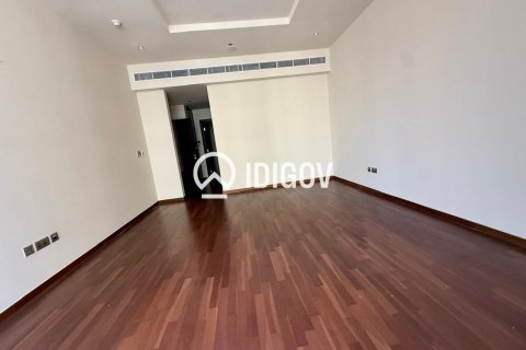 Apartamento en Tiara Residences, Palm Jumeirah, Dubai, 3 dormitorios, 222.22 m², № 121026 - foto 2
