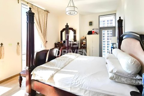 Appartement à Al Habtoor City, Business Bay, Dubai, 3 chambres, 182.74 m², № 135551 - photo 3