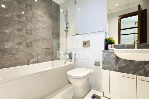 Appartement à Al Habtoor City, Business Bay, Dubai, 3 chambres, 182.74 m², № 135551 - photo 11