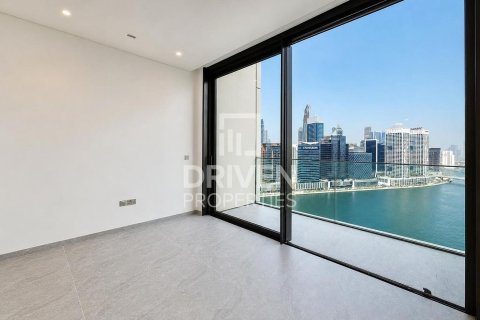 Apartment in Business Bay, Dubai 3 bedrooms, 179.49 sq.m. № 135549 - photo 6