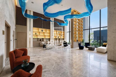 Apartment in Business Bay, Dubai 3 bedrooms, 179.49 sq.m. № 135549 - photo 18
