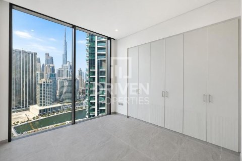 Apartment in Business Bay, Dubai 3 bedrooms, 179.49 sq.m. № 135549 - photo 11