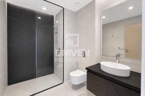 Apartment in Business Bay, Dubai 3 bedrooms, 179.49 sq.m. № 135549 - photo 16