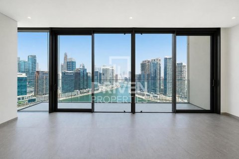 Apartment in Business Bay, Dubai 3 bedrooms, 179.49 sq.m. № 135549 - photo 5