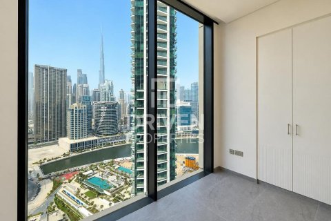 Apartment in Business Bay, Dubai 3 bedrooms, 179.49 sq.m. № 135549 - photo 12