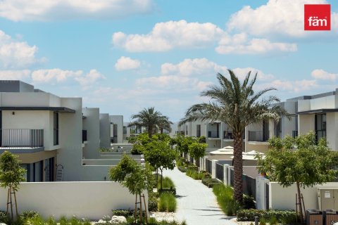 Townhouse in Dubai 3 bedrooms, 174 sq.m. № 9503 - photo 24