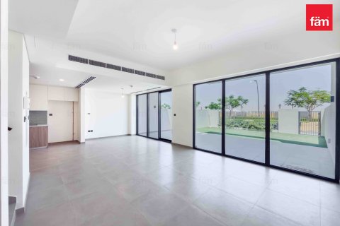 Townhouse in Dubai 3 bedrooms, 174 sq.m. № 9503 - photo 1