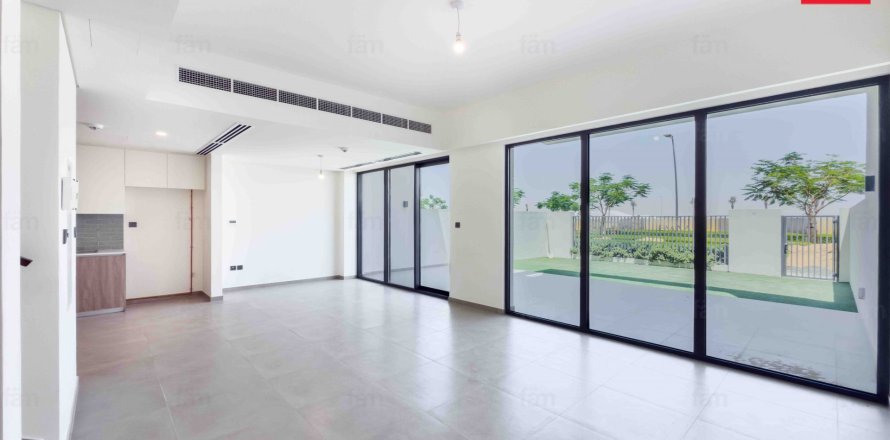 Townhouse in Dubai 3 bedrooms, 174 sq.m. № 9503