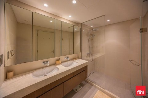 Apartment in Dubai Harbour, Dubai 2 bedrooms, 111.1 sq.m. № 110940 - photo 11