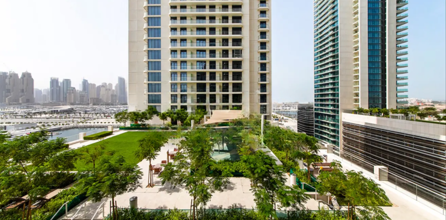 Appartement à Dubai, 2 chambres, 101 m², № 5517