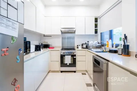 Villa en Dubai Hills Estate, Dubai, 4 dormitorios, 229 m², № 122391 - foto 7