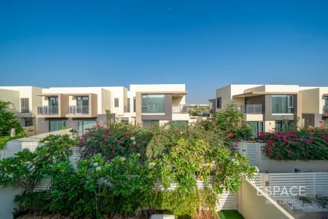 Villa en Dubai Hills Estate, Dubai, 4 dormitorios, 229 m², № 122391 - foto 18