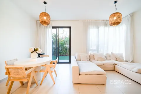 Villa en Dubai Hills Estate, Dubai, 4 dormitorios, 229 m², № 122391 - foto 3