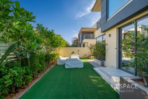 Villa en Dubai Hills Estate, Dubai, 4 dormitorios, 229 m², № 122391 - foto 20