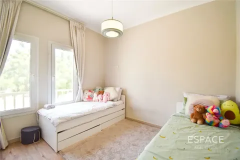 Villa à Springs 4, The Springs, Dubai, 3 chambres, 209 m², № 122388 - photo 6