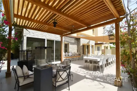 Villa à Springs 4, The Springs, Dubai, 3 chambres, 209 m², № 122388 - photo 8