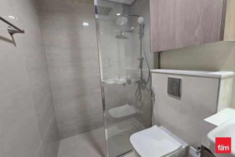 Снять в аренду квартиру в Дубае: 2 спальни, 111.7м², № 96223 - фото 25