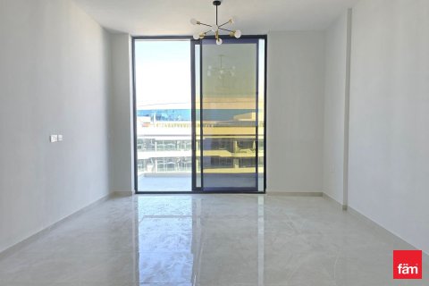 Снять в аренду квартиру в Дубае: 2 спальни, 111.7м², № 96223 - фото 3