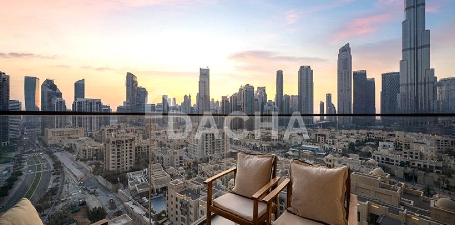 Квартира в Даунтаун Дубай (Даунтаун Бурдж Дубай), Дубай, 2 спальни, 97м², № 104896