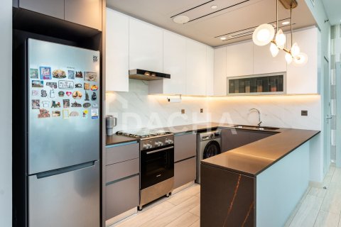 Apartamento en Jumeirah Lake Towers, Dubai, 1 dormitorio, 89 m², № 104890 - foto 2