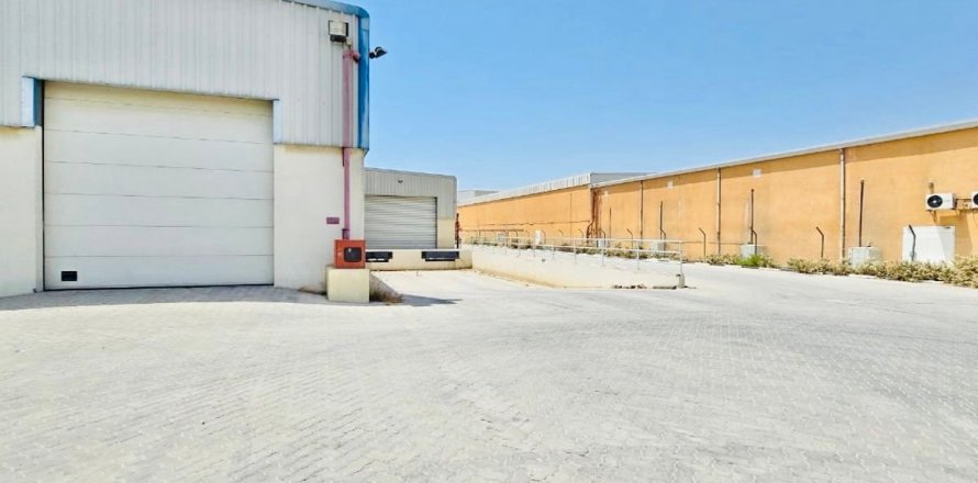 مستودع في جبل علي, دبي 1356.4 م² رقم 24665