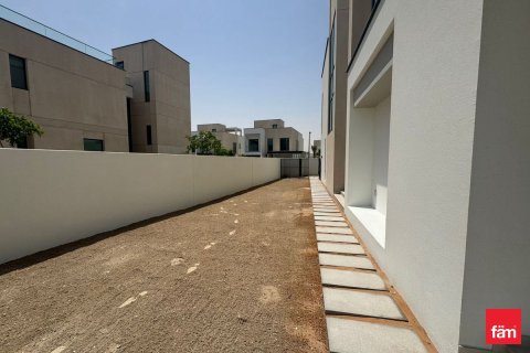 فيلا في دبي 4 غرف نوم, 504.6 م² رقم 24664 - صورة 2