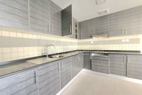 Appartement à Dubai Sports City, Dubai, 3 chambres, 238.5 m², № 77081 - photo 7