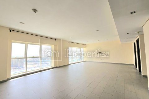 Appartement à Dubai Sports City, Dubai, 3 chambres, 238.5 m², № 77081 - photo 2