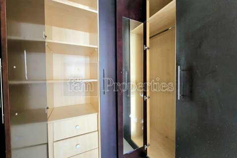 Appartement à Dubai Sports City, Dubai, 3 chambres, 238.5 m², № 77081 - photo 21